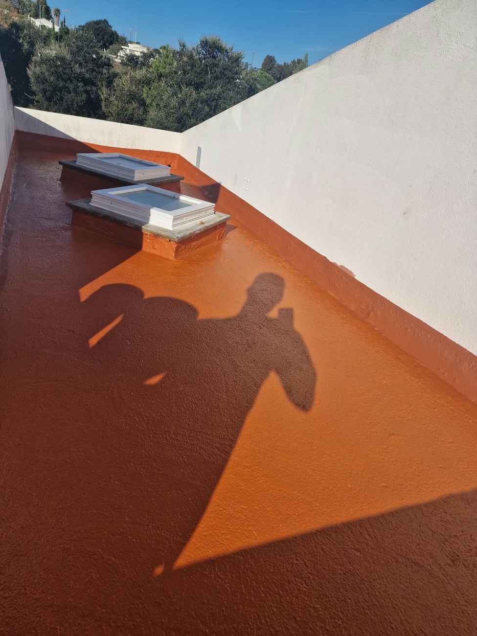 Terraço impermeabilizado com claraboias